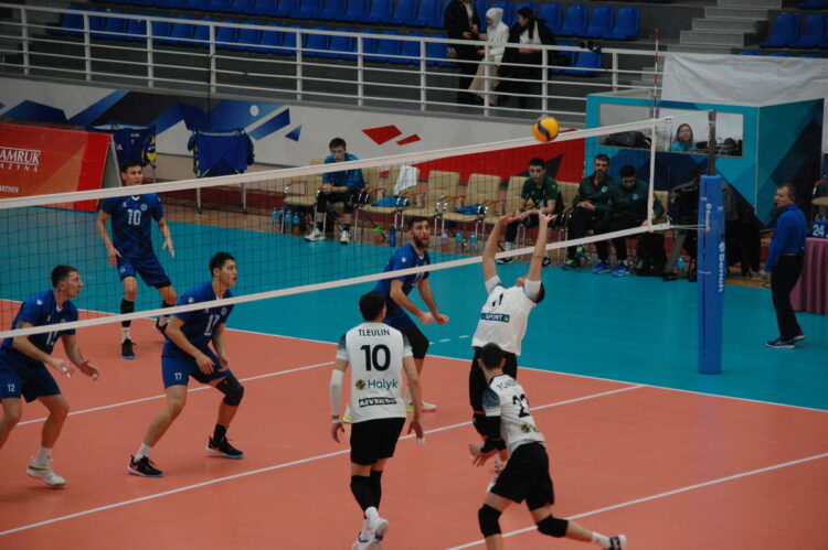 «Жетысу» возглавил турнирную таблицу чемпионата Казахстана по волейболу