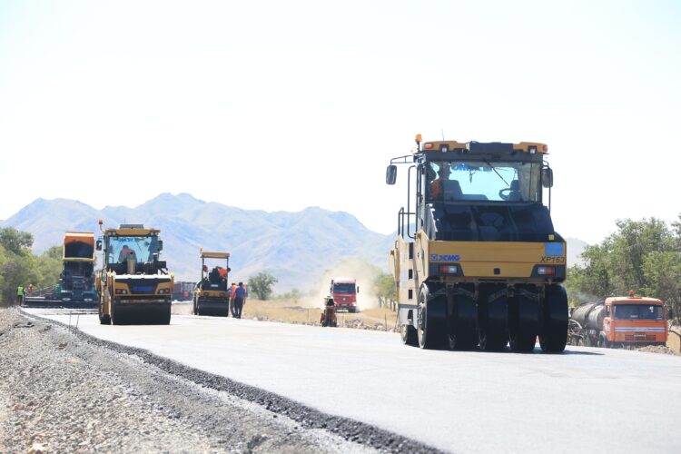 В Жетісу за три года отремонтировано более 1,1 тыс. км дорог