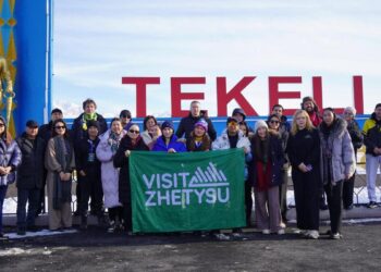 Известных журналистов и блогеров Казахстана ознакомили с туристическим потенциалом Жетісу
