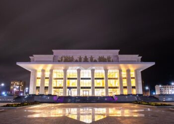 Драмтеатру имени Бикен Римовой присвоен академический статус