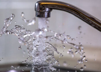 В селе Умтыл запустили новый водопровод за счет возвращенных средств