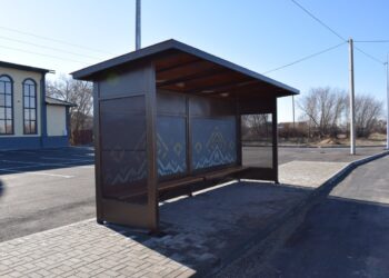 В Талдыкоргане  обновляются остановки