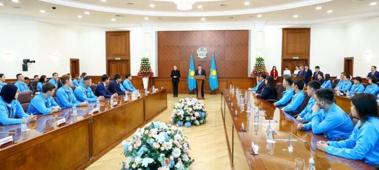 Призерам и тренерам XXV Летних Сурдлимпийских игр вручены госнаграды