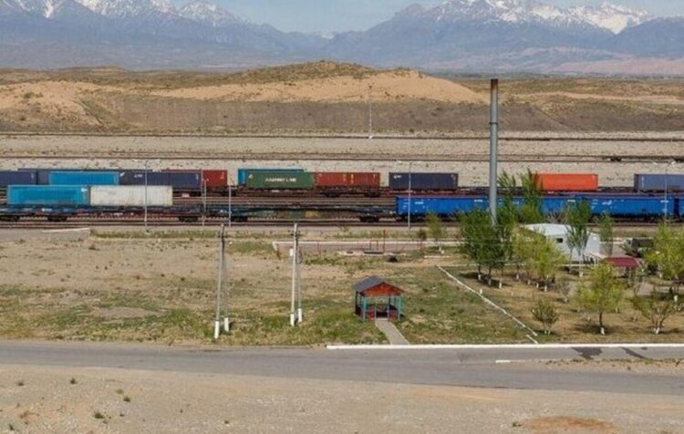 «Достык — Алашанькоу» демонстрирует уверенный рост