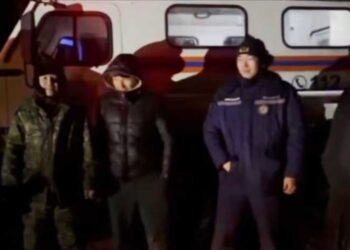 Жетысуские спасатели вызволили из снежного плена 7 человек