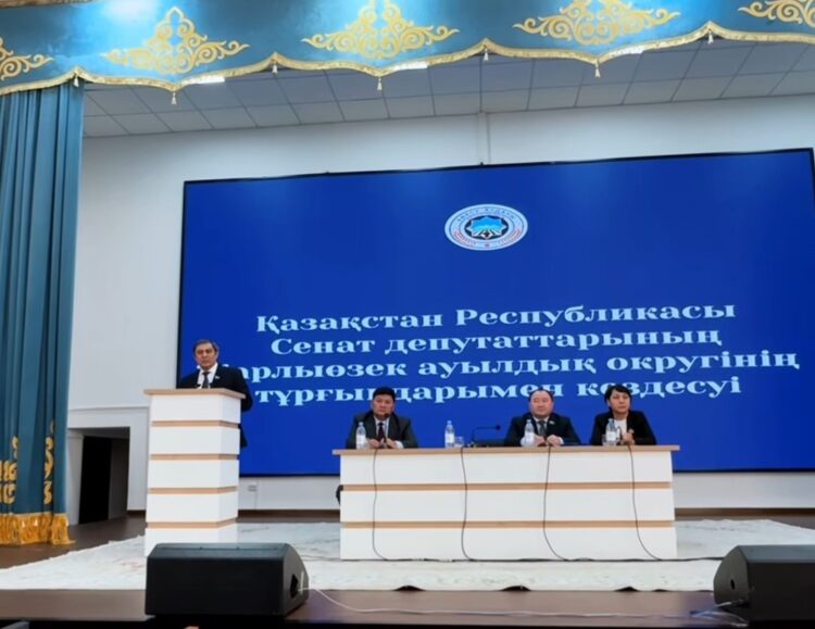 Сенаторы Парламента РК проинспектировали развитие Коксуского района