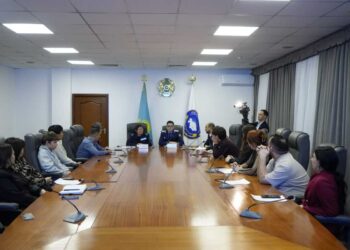 Безопасность подростков и профилактику преступности обсудили в Жетісу