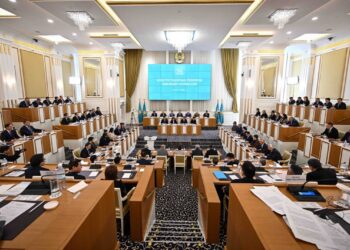 В Астане проходит первое заседание Комиссии по Конституционной реформе