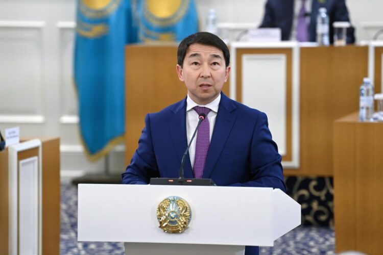 Конституционная комиссия подготовила первый проект новой Конституции Казахстана