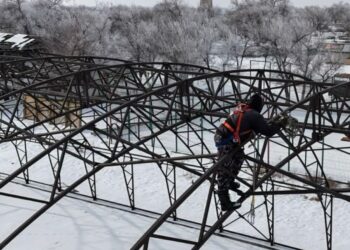 Современный крытый стадион строится в селе Лепсы