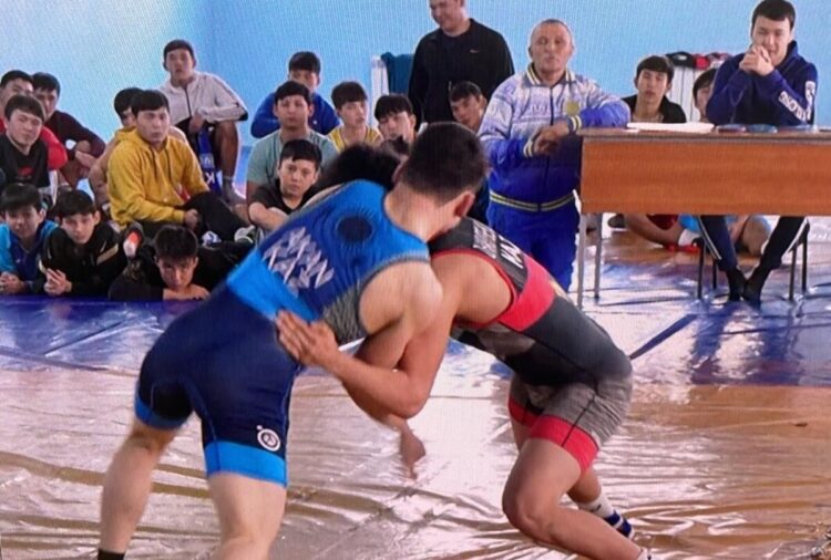 В Жетісу стартовал чемпионат по греко-римской борьбе среди молодежи