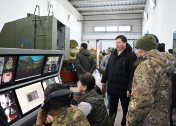 Воинские части Сарыозекского гарнизона посетили депутаты