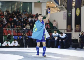 Рядовой Кадырбек Шынбаев одержал победу на чемпионате Азии по ММА