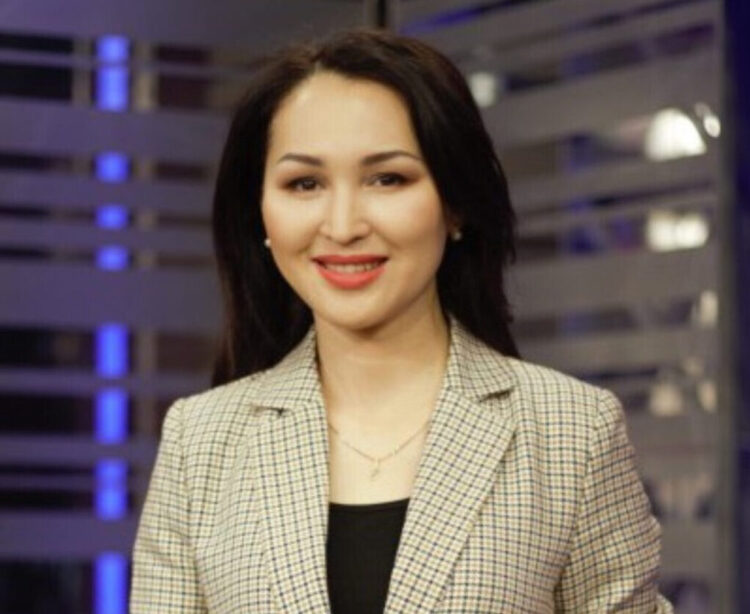 Экс-пресс-секретарь акима области Жетісу назначена советником Минобороны по коммуникациям