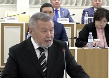 Конституционно закрепить отделение религии от государства предложено в Казахстане