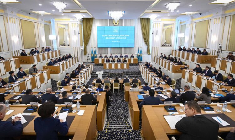 Конституционная комиссия на втором заседании обсудила разделы «Құрылтай» и «Халық кеңесі»