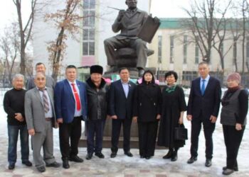 122-летие Абылхана Кастеева отметили в Талдыкоргане