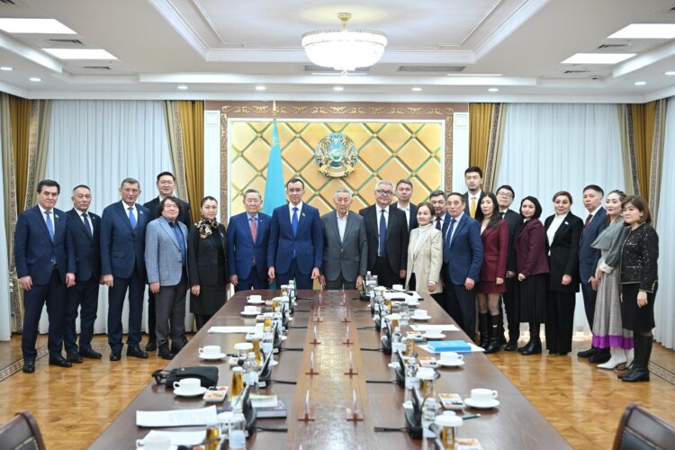 В Сенате обсудили конституционную модель Справедливого Казахстана