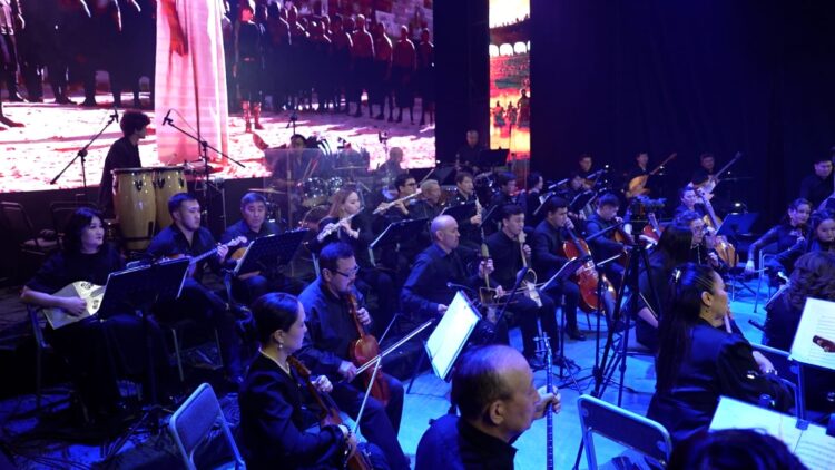 Необычный саундтрек-концерт в народном исполнении поразил талдыкорганцев