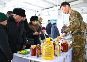 Талдыкорганскую десантно-штурмовую бригаду посетили родители солдат