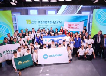 Политические партии выразили свою поддержку народной Конституции