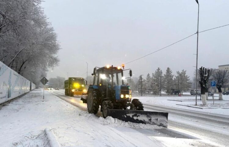 Как в Жетісу обеспечивают безопасность дорог в зимний период
