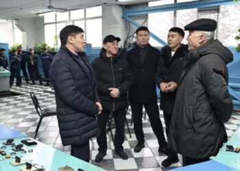 Аким Талдыкоргана взял на контроль проблемы работников теплоснабжения