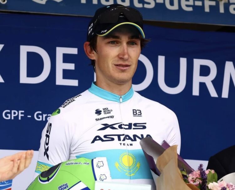 Евгений Фёдоров из Жетісу стал чемпионом Азии по шоссейному велоспорту