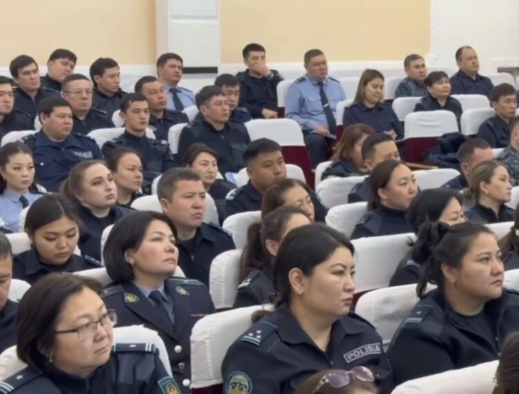 Полицейским Жетісу разъяснили новый Закон о профилактике правонарушений