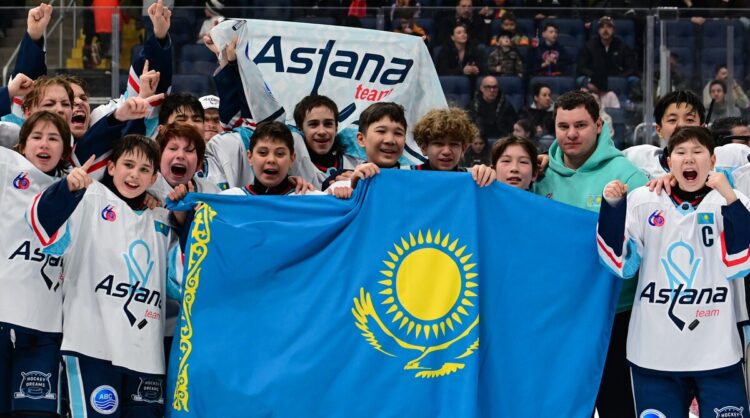 «Astana Team» победила на международном хоккейном турнире в Квебеке