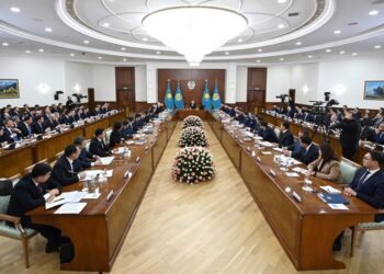 Глава государства обозначил приоритеты развития логистики