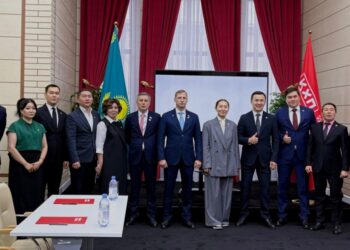 В центральном офисе НПК прошли дебаты