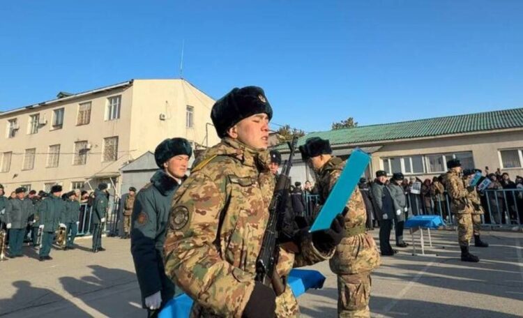 В Талдыкоргане новобранцы вступили в ряды защитников Родины