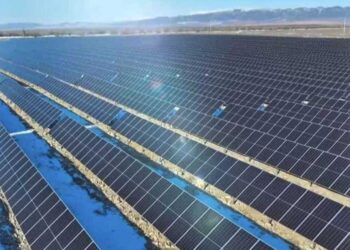 Солнце и газ: в Панфиловском районе строят заводы будущего