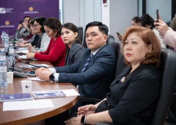 Институт казахстанской семьи не ослабевает, а трансформируется — Ақнұр Иманқұл