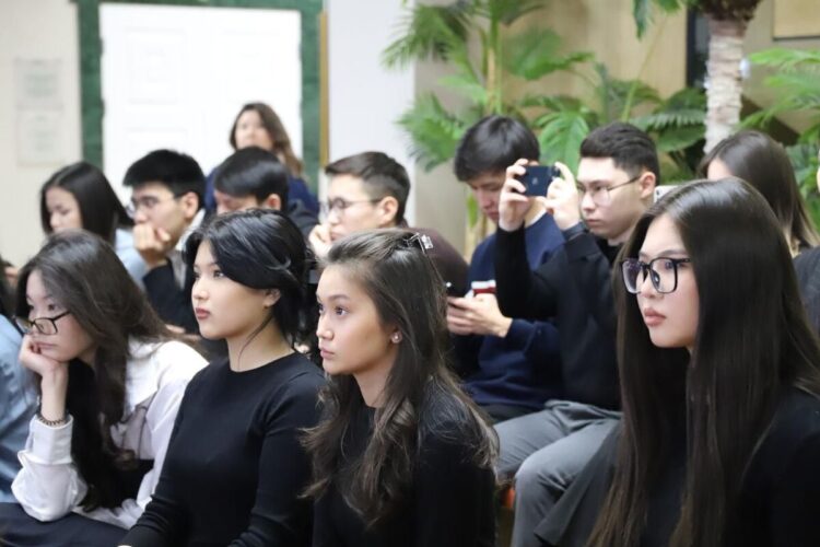 Студенческое сообщество выступило в поддержку новой Конституции