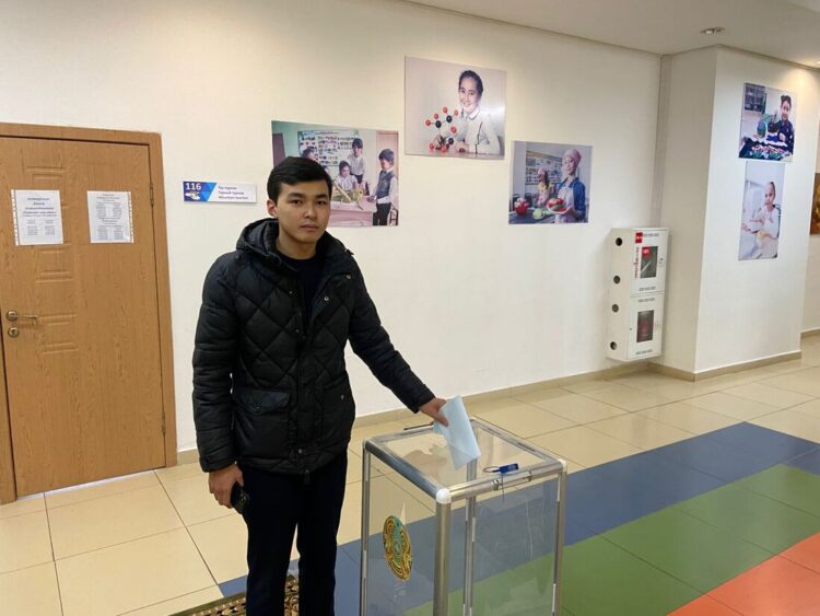 Впервые воспользовался своим конституционным правом талдыкорганец Ерлан Казтай