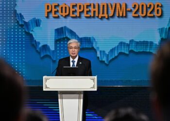 Президент ознакомился с результатами экзит-полла, проведенного в ходе республиканского референдума