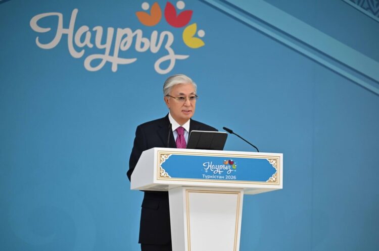 Касым-Жомарт Токаев поздравил казахстанцев с праздником Наурыз