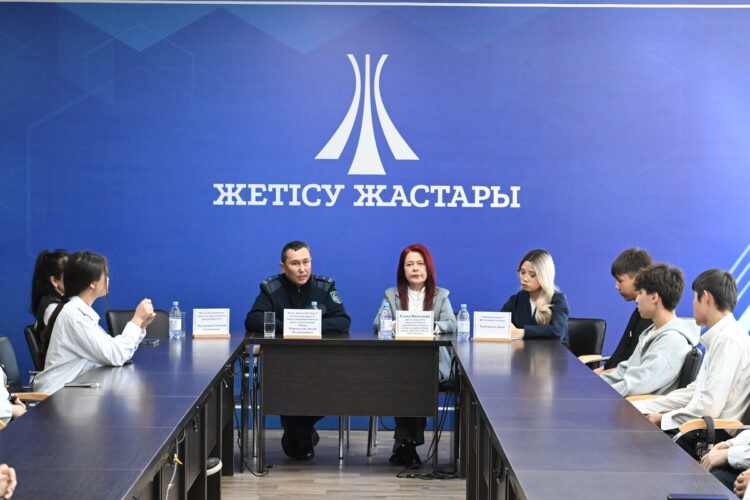 Круглый стол «Taza Sana» организовали в Талдыкоргане