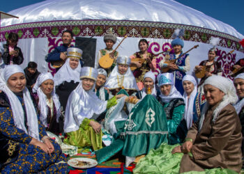 Забытый секрет Наурыза: даже камни становятся мягче