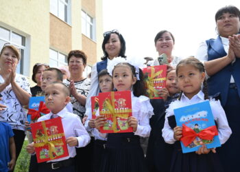 Прием документов в первый класс стартует позже обычного
