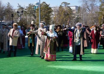 Представители разных этносов Жетiсу открыли декаду Наурыза праздником Көрісу