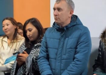 Трудовой коллектив «АзияЭлектрик» проинформировали о предлагаемых изменениях в Основной закон