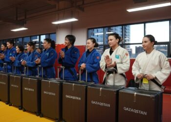 Казахстанские сборные обеспечены полной экипировкой