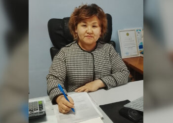 Анар Алиманова согревает сердца и зажигает огни в Каратальском районе