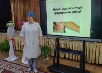 Профилактическую беседу по инфекционным заболеваниям провели с аксускими  школьниками