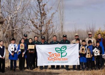 Школьники Кербулакского района поддержали акцию «Таза Қазақстан»