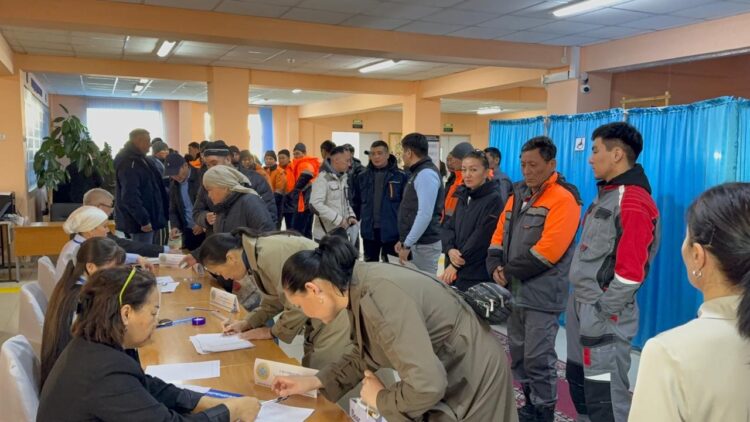 Логистический хаб на передовой: сотрудники «Хоргоса» голосуют за будущее страны