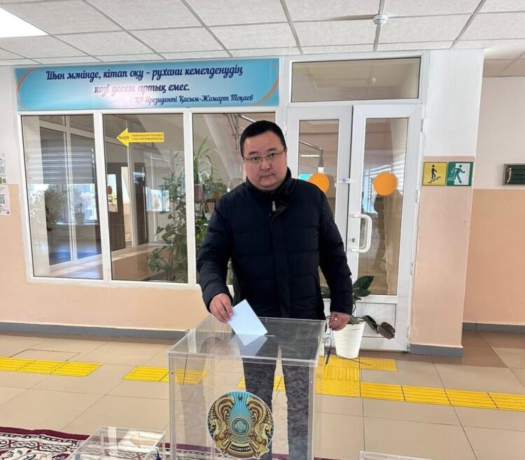 Главный врач Жетісу сделал свой выбор на референдуме
